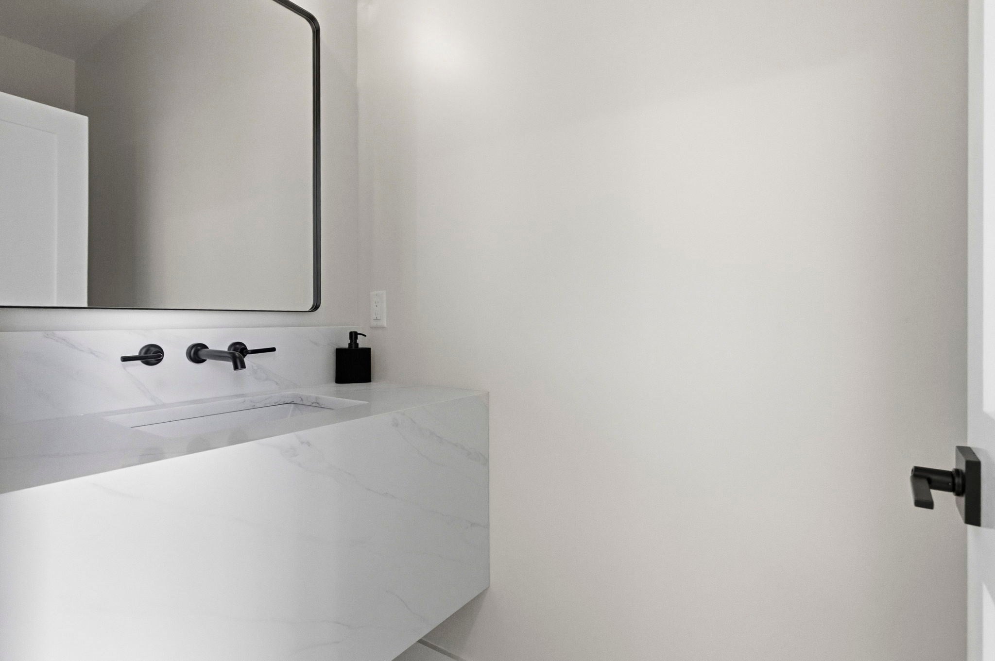 19 Ashland St #19, Boston, MA, 19 Ashland St #19, Boston, MA Photo #17