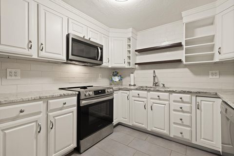 42 Second Ave 20 North Attleboro MA 02760