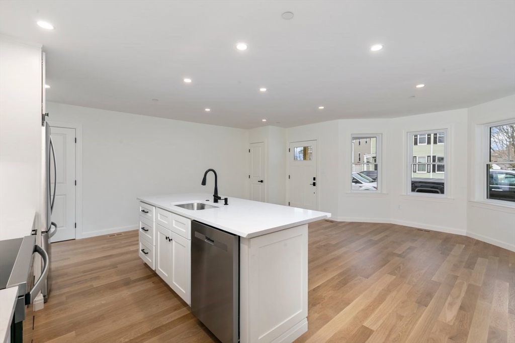 106 Broadway 1