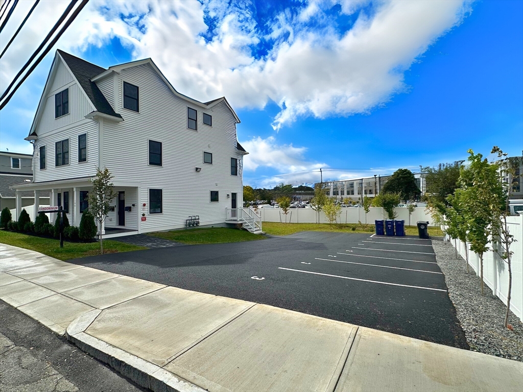 106 Broadway 1