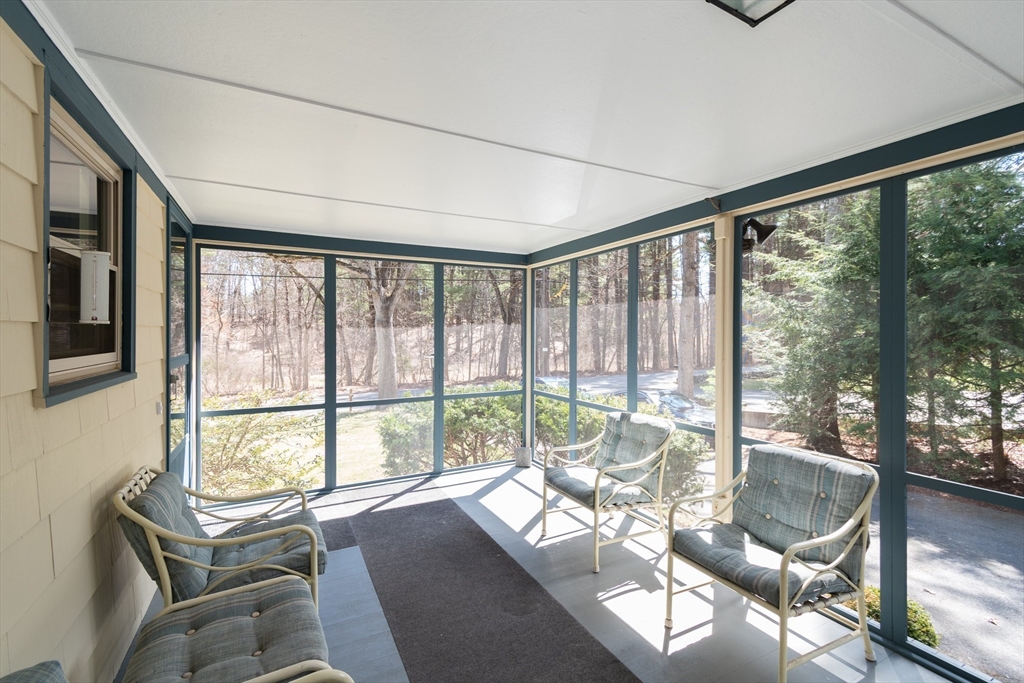 60 Crooked Spring Rd