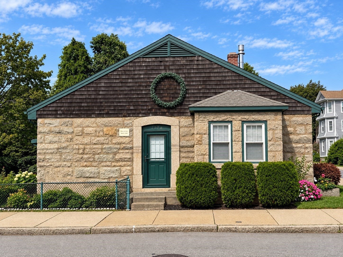 Photo of 1478 Locust St, Fall River, MA