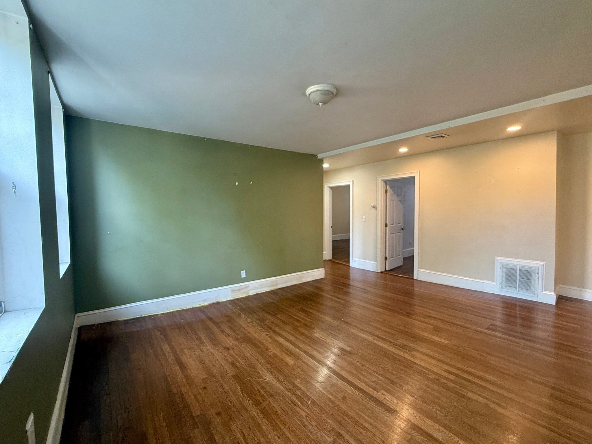 394 Riverway #8, Boston, MA Photo #9