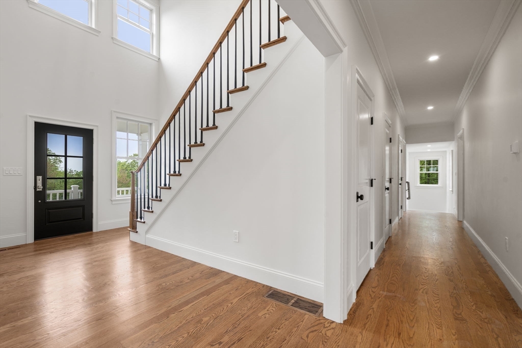 131 Nobscot Dr