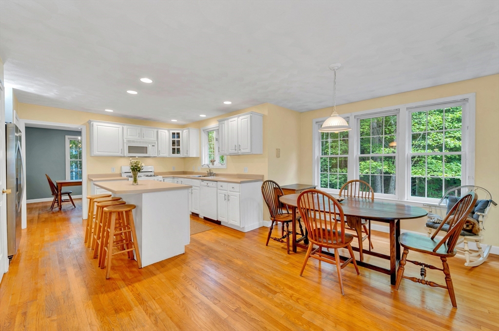 8 Frances Dr