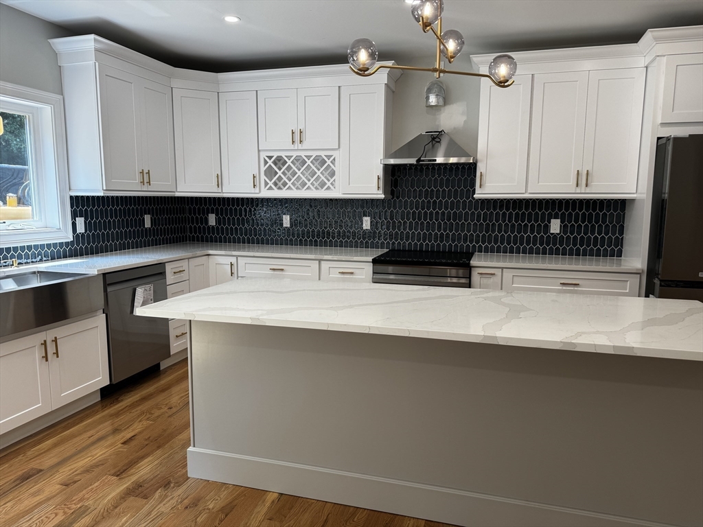 27 Rollins ST #A, Groveland, MA Photo #16