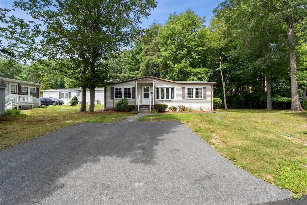 6 Cyrpess Circle, Rockland, MA Photo #3