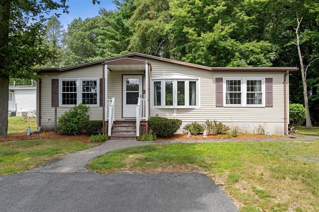 6 Cyrpess Circle, Rockland, MA Photo #1