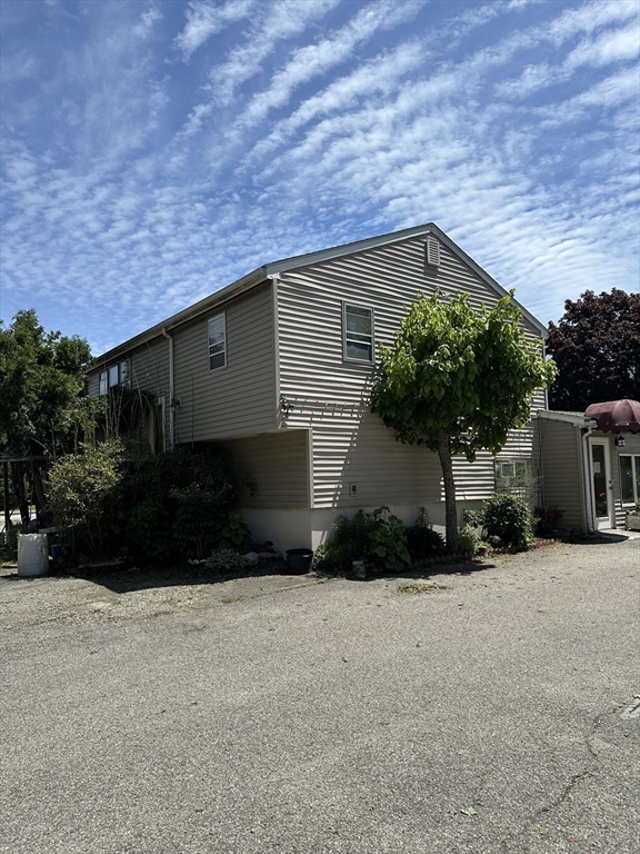 43 Careswell St
