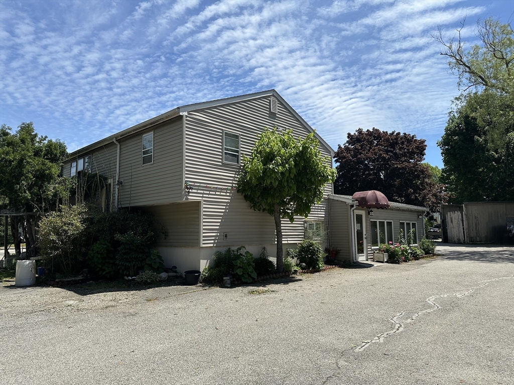 43 Careswell St