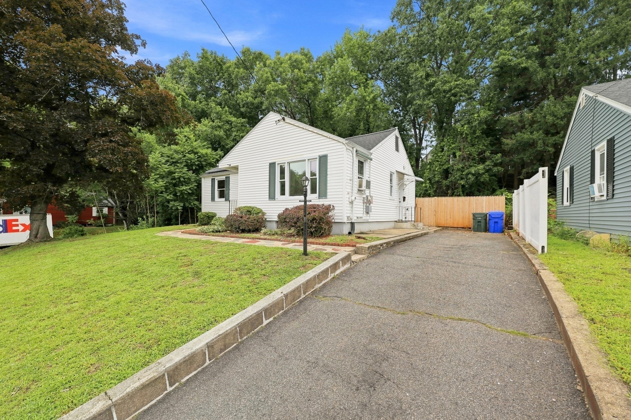 46 Kay St, Springfield, MA, 46 Kay St, Springfield, MA Photo #40