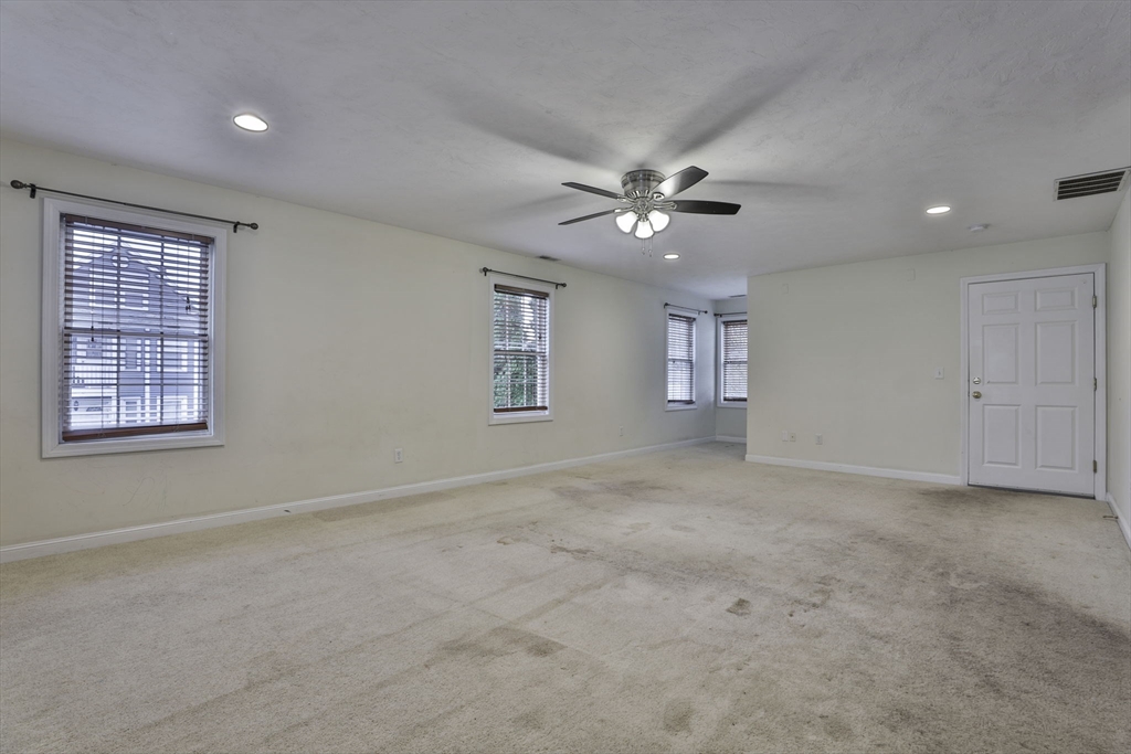 221 Wilson St 2