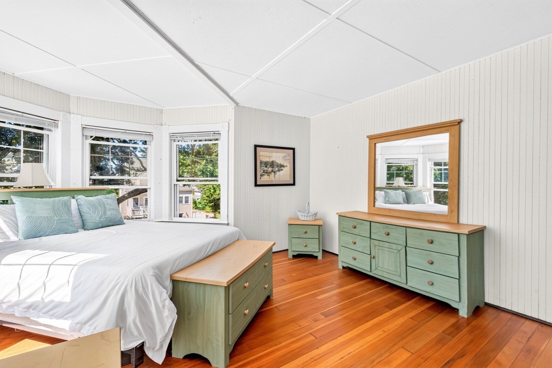 34 Pequossett Ave, Falmouth, MA Photo #29