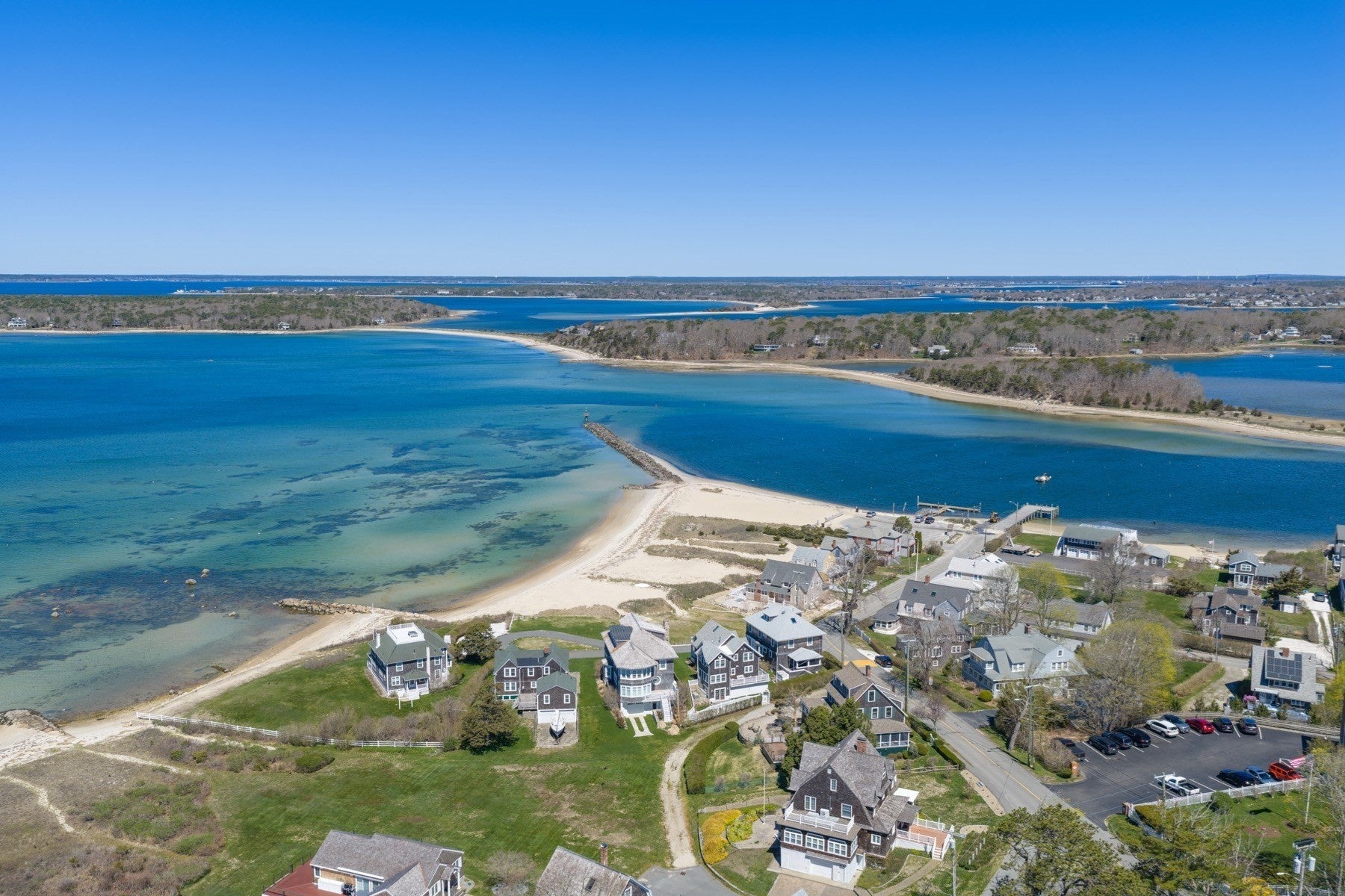 34 Pequossett Ave, Falmouth, MA Photo #2