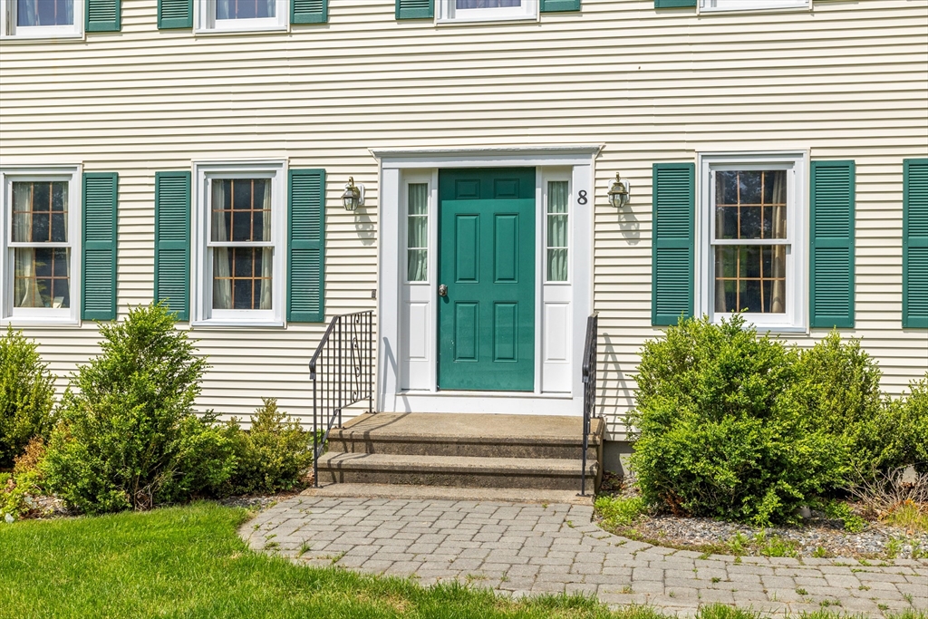 8 Macleod Lane