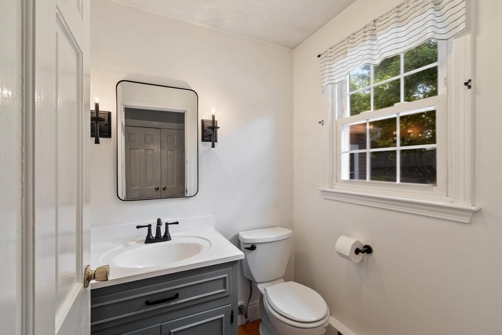 4 Lantern Lane, Shrewsbury, MA, 4 Lantern Lane, Shrewsbury, MA Photo #20