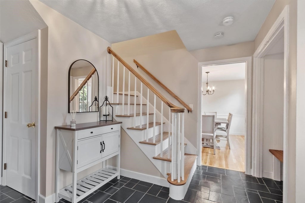 4 Lantern Lane, Shrewsbury, MA, 4 Lantern Lane, Shrewsbury, MA Photo #9