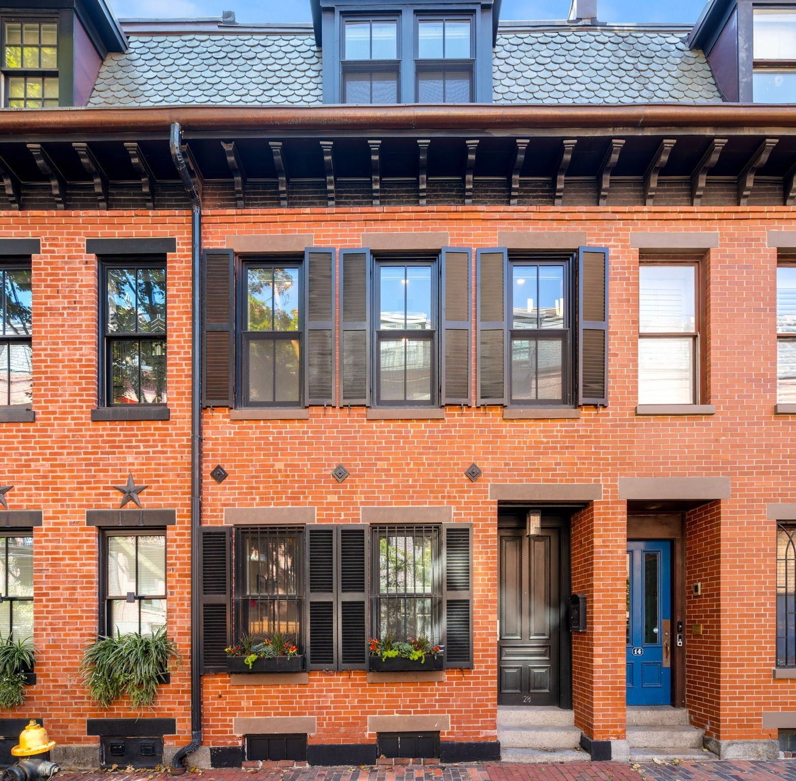 Photo of 12 1/2 Lawrence ST, Boston, MA