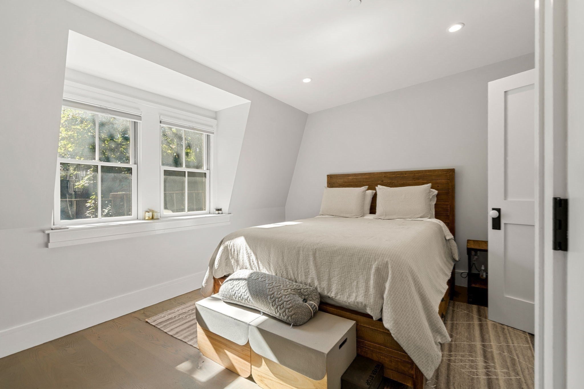 12 1/2 Lawrence ST, Boston, MA, 12 1/2 Lawrence ST, Boston, MA Photo #24