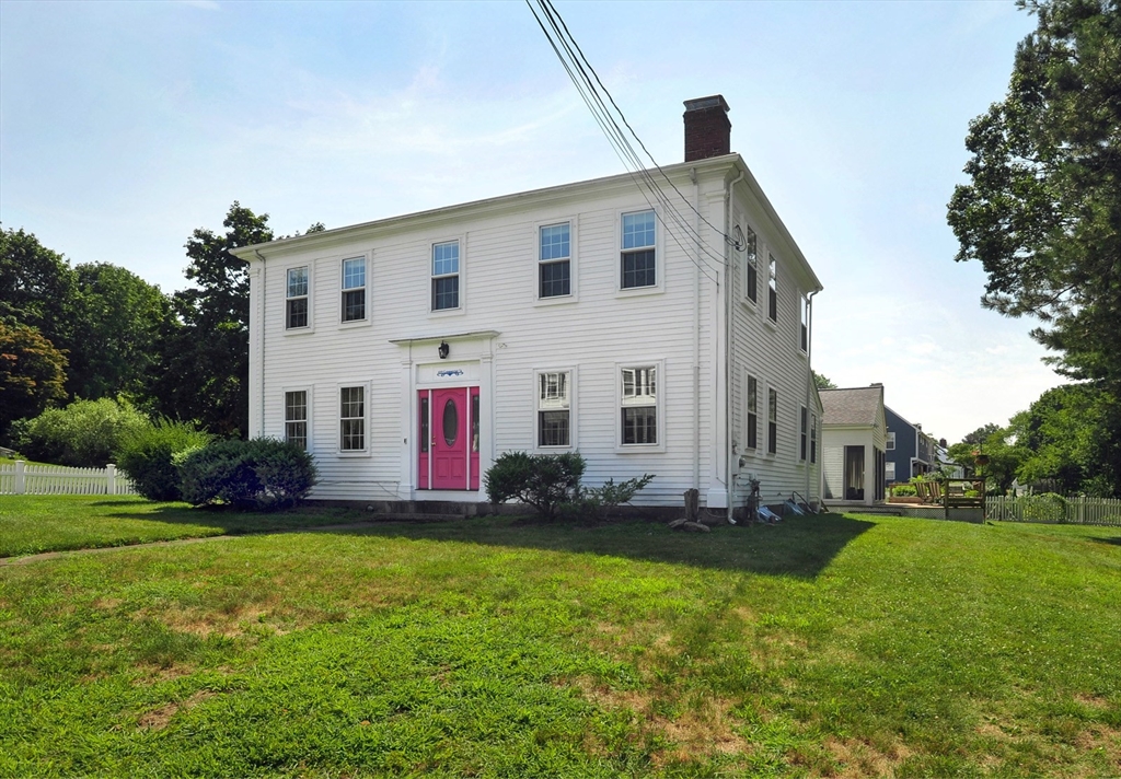 693 Commercial St
