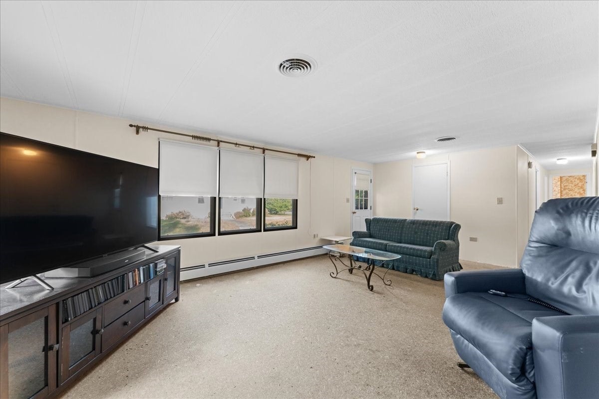36 Silver Birch Ln