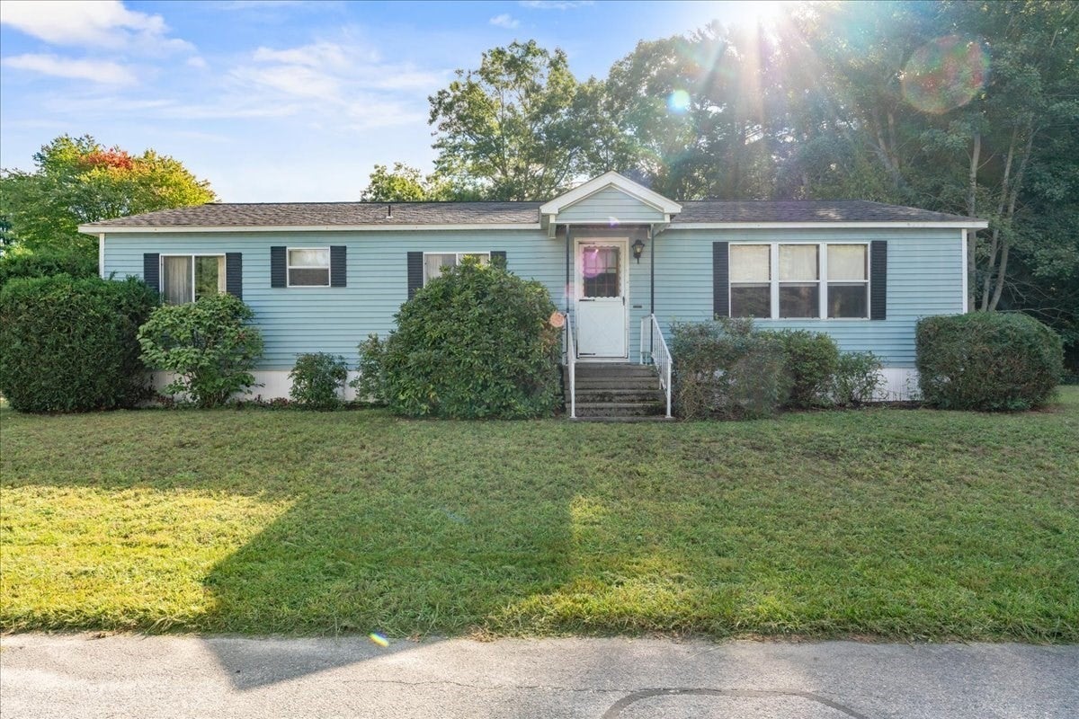 36 Silver Birch Ln