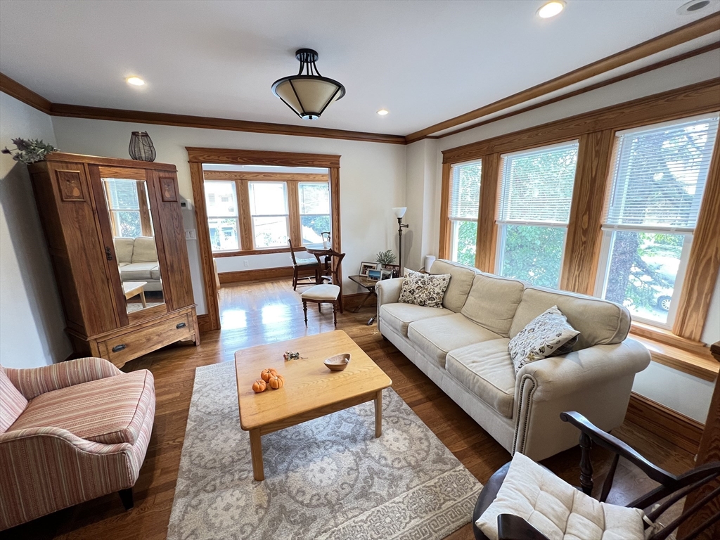 16 Trowbridge St 2nd Floor