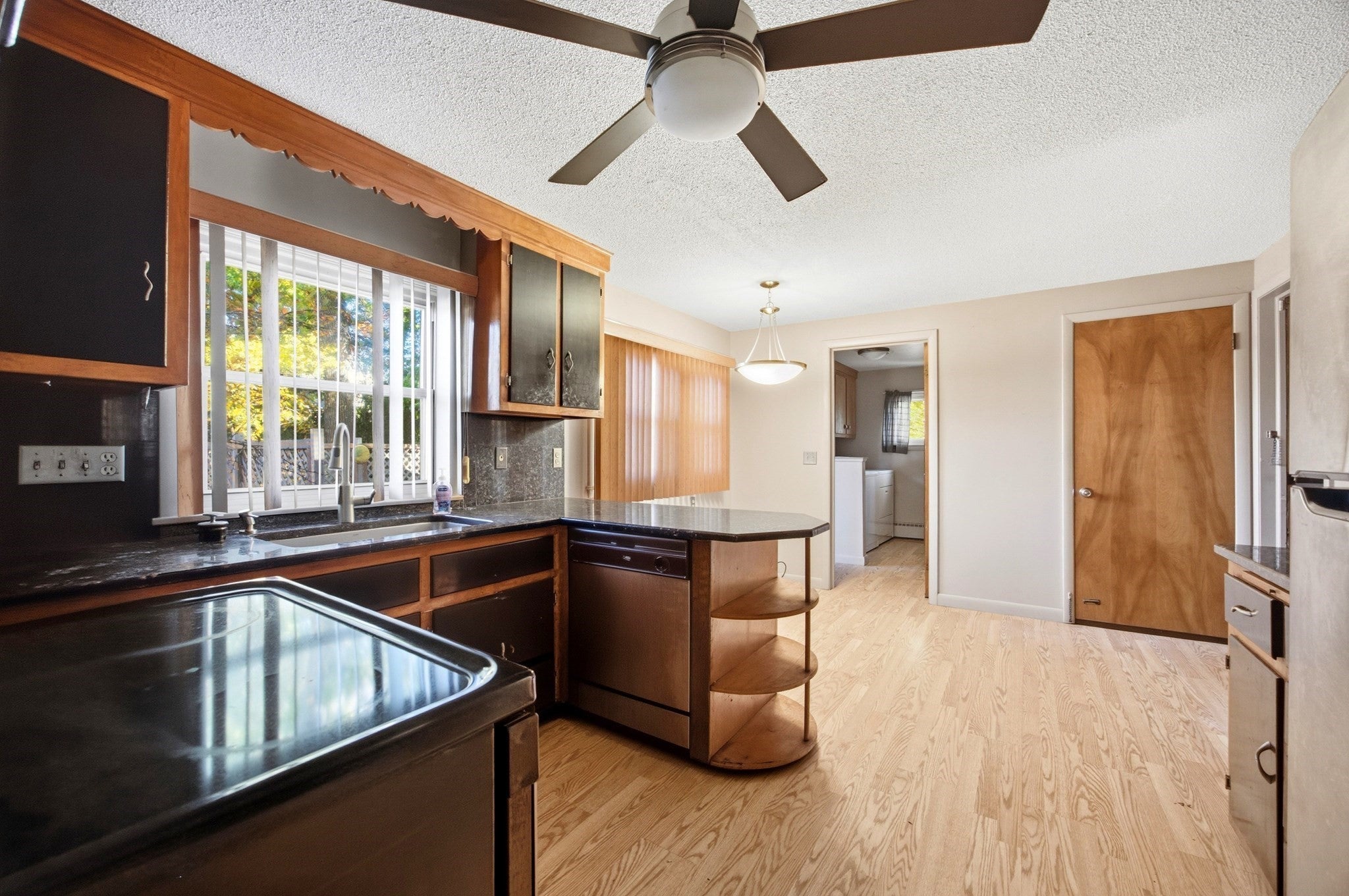 26 Fern St, Springfield, MA, 26 Fern St, Springfield, MA Photo #24