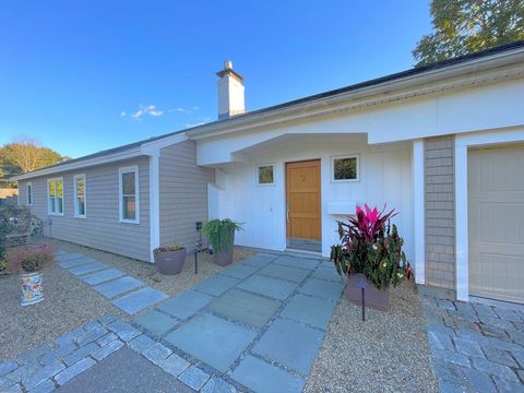 2 Melville Pl Wayland MA 01778