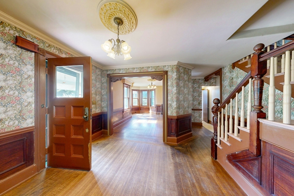 4 Woodside Park