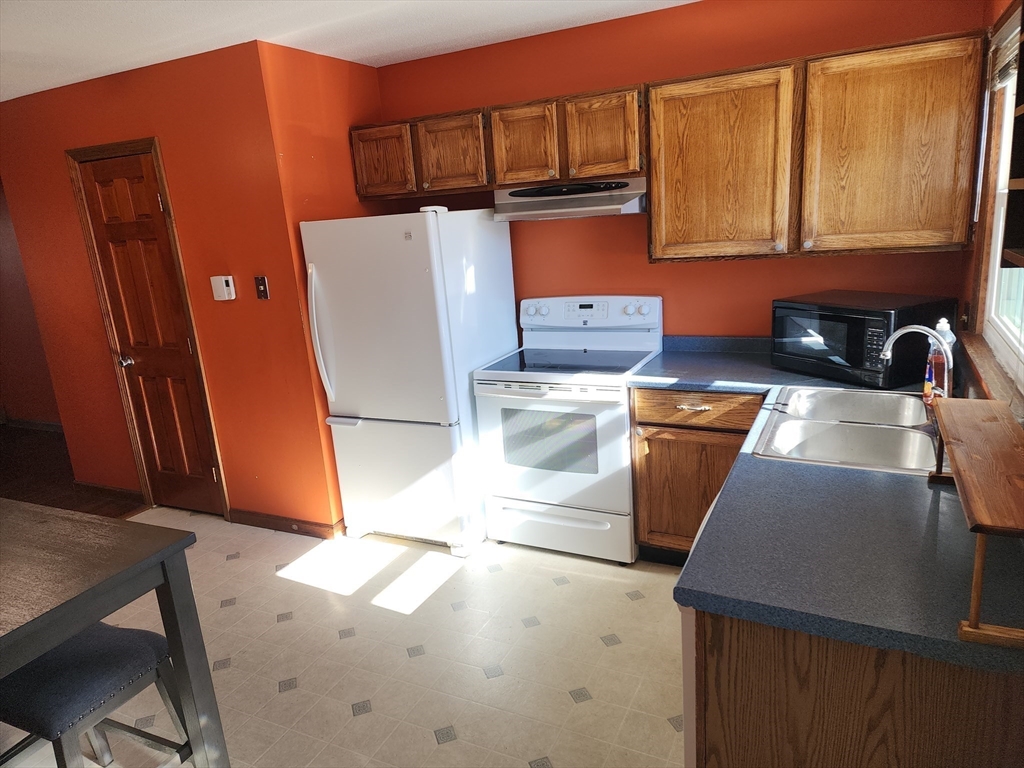 343 Chicopee Street 14