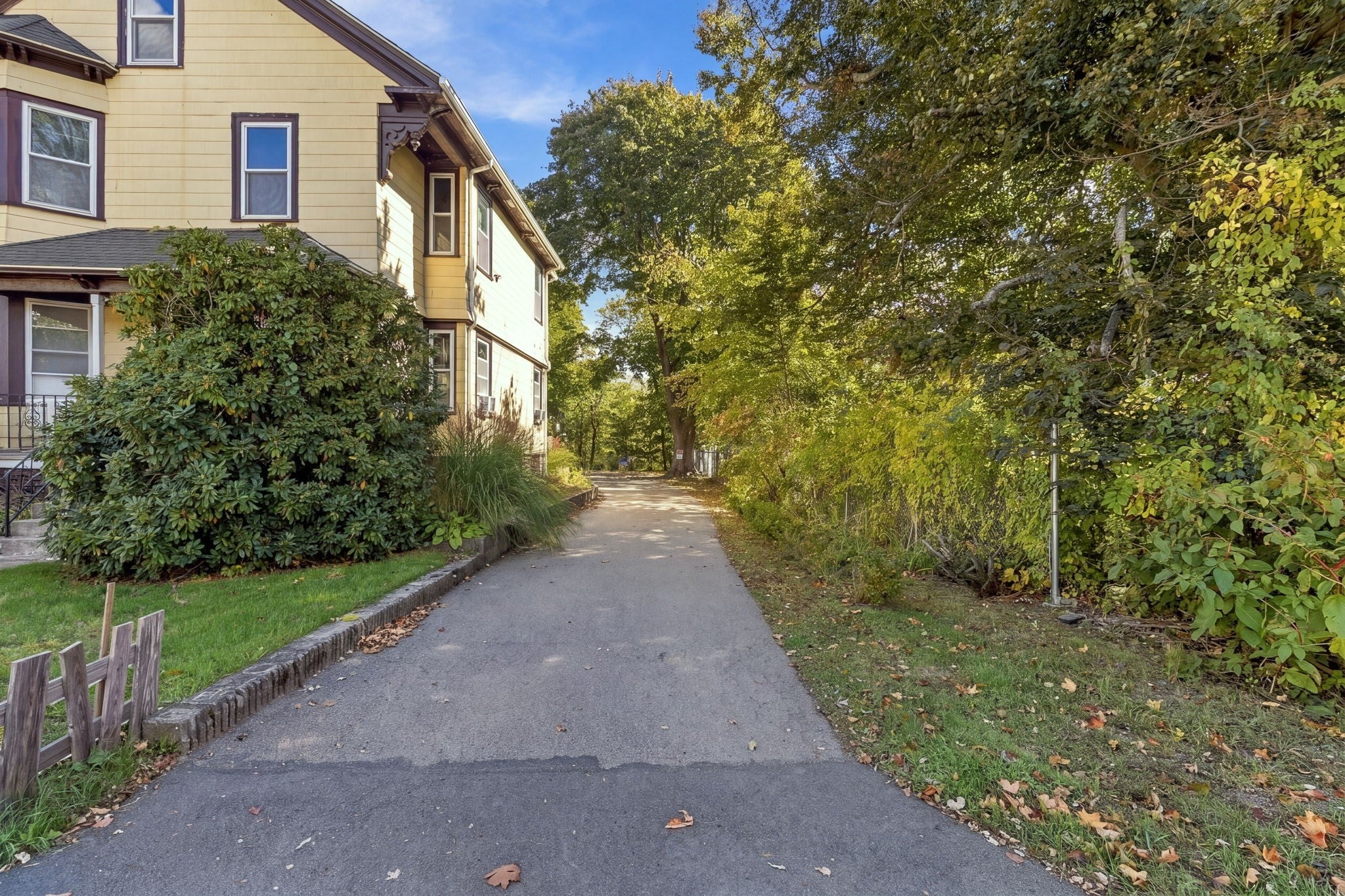 562 Newport Ave, Attleboro, MA, 562 Newport Ave, Attleboro, MA Photo #3