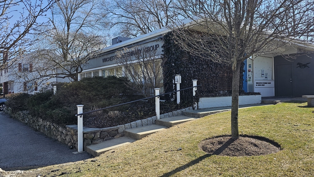 95 Cross St