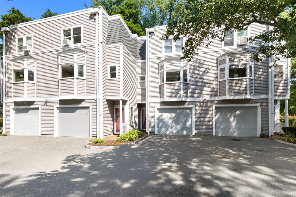 117 High St #12A, Ipswich, MA, 117 High St #12A, Ipswich, MA Photo #2