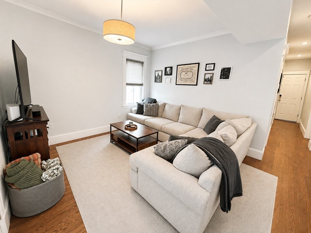 22 Santuit St #B, Boston, MA, 22 Santuit St #B, Boston, MA Photo #5