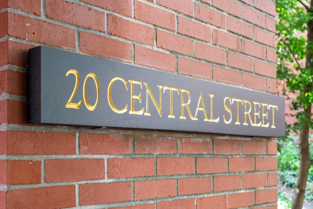 20 Central Street 402