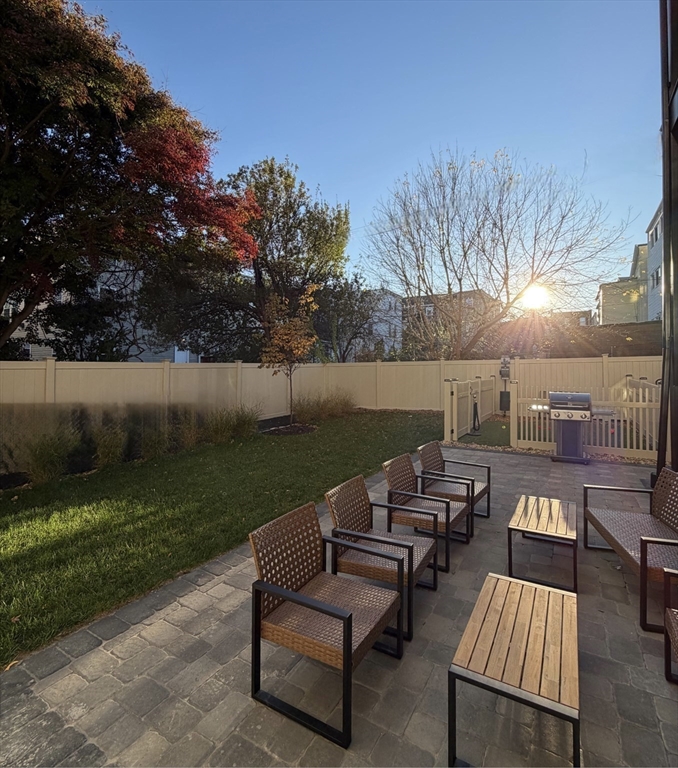 219 Saratoga Street 1