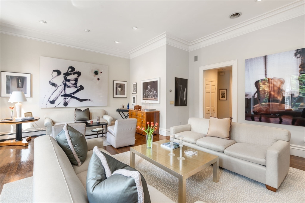 111 Marlborough 2
