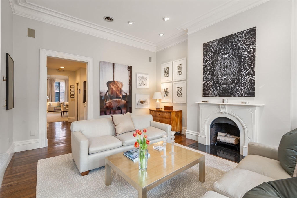 111 Marlborough 2
