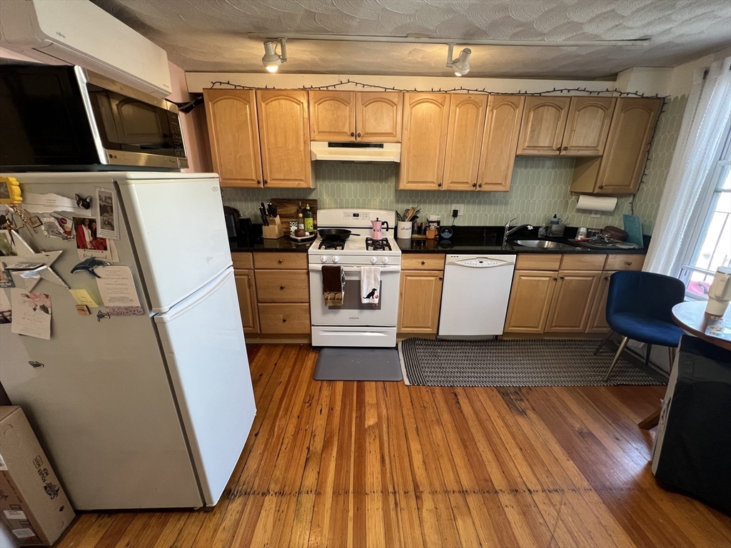 15 Cooper Street, Boston, MA Photo #6