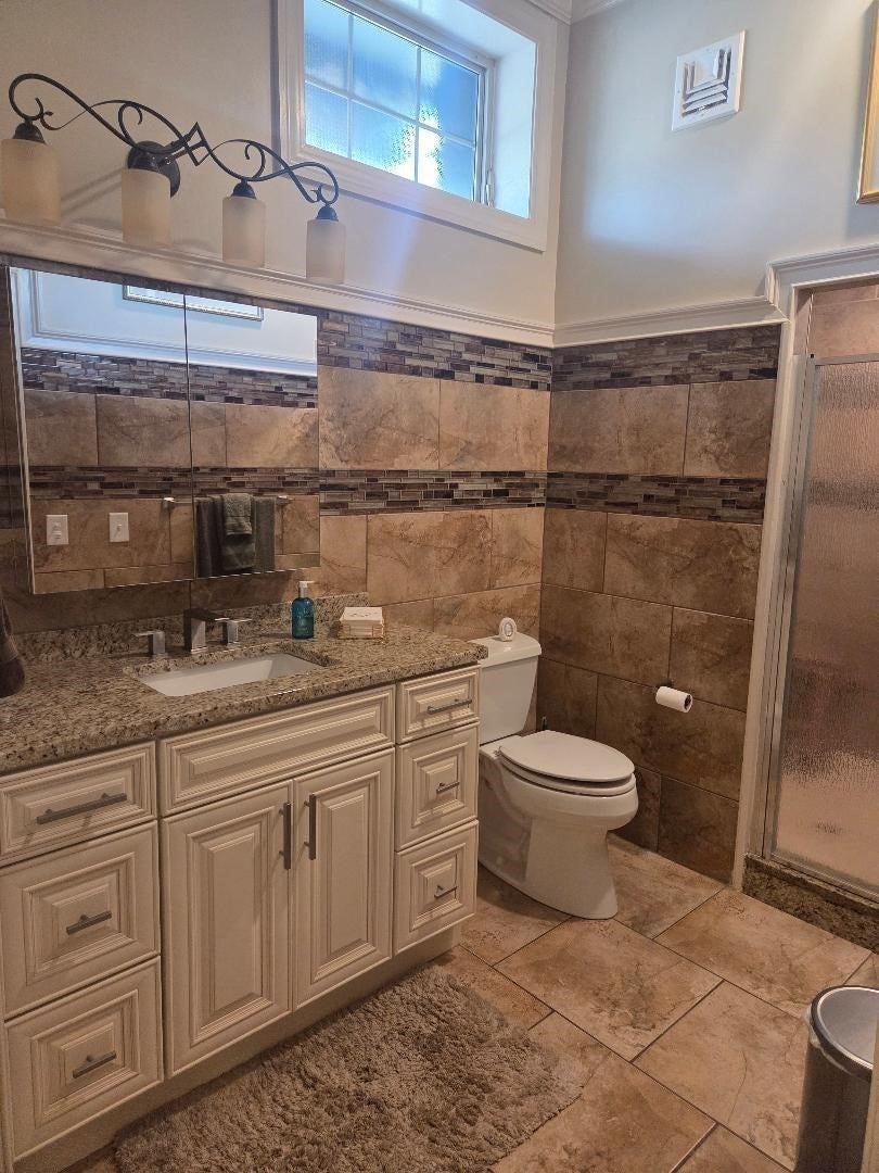 609 Armistice BLVD, Pawtucket, RI, 609 Armistice BLVD, Pawtucket, RI Photo #22