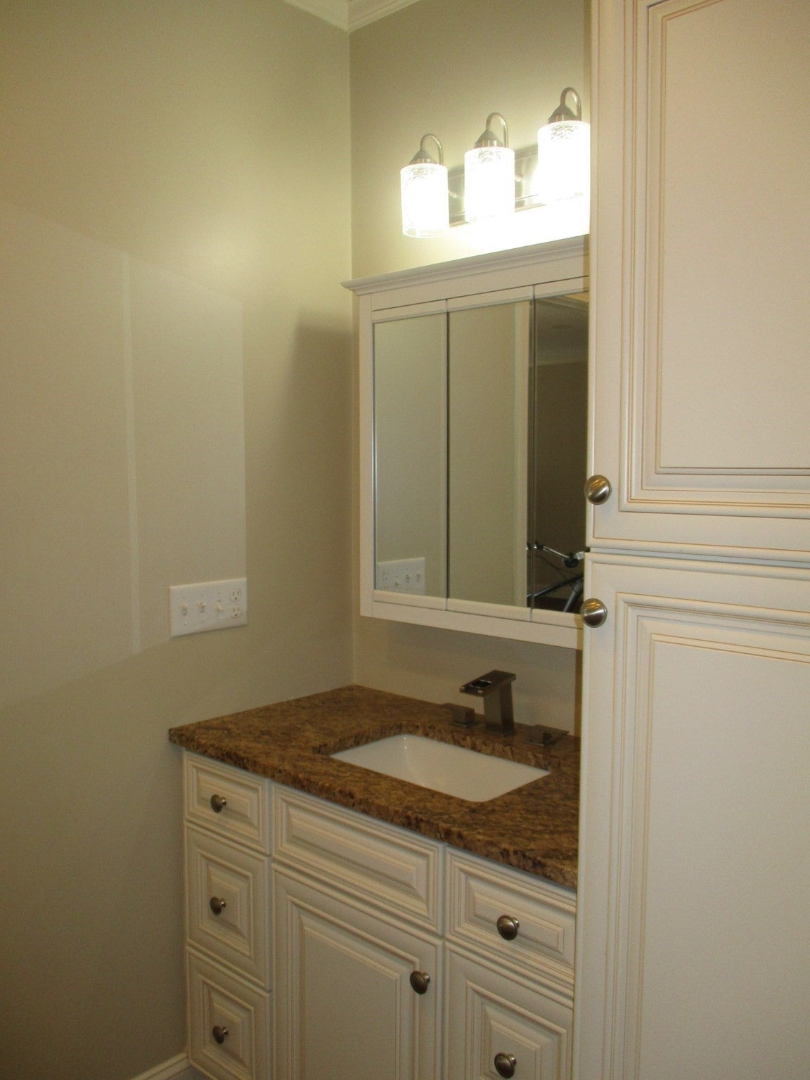 609 Armistice BLVD, Pawtucket, RI, 609 Armistice BLVD, Pawtucket, RI Photo #37