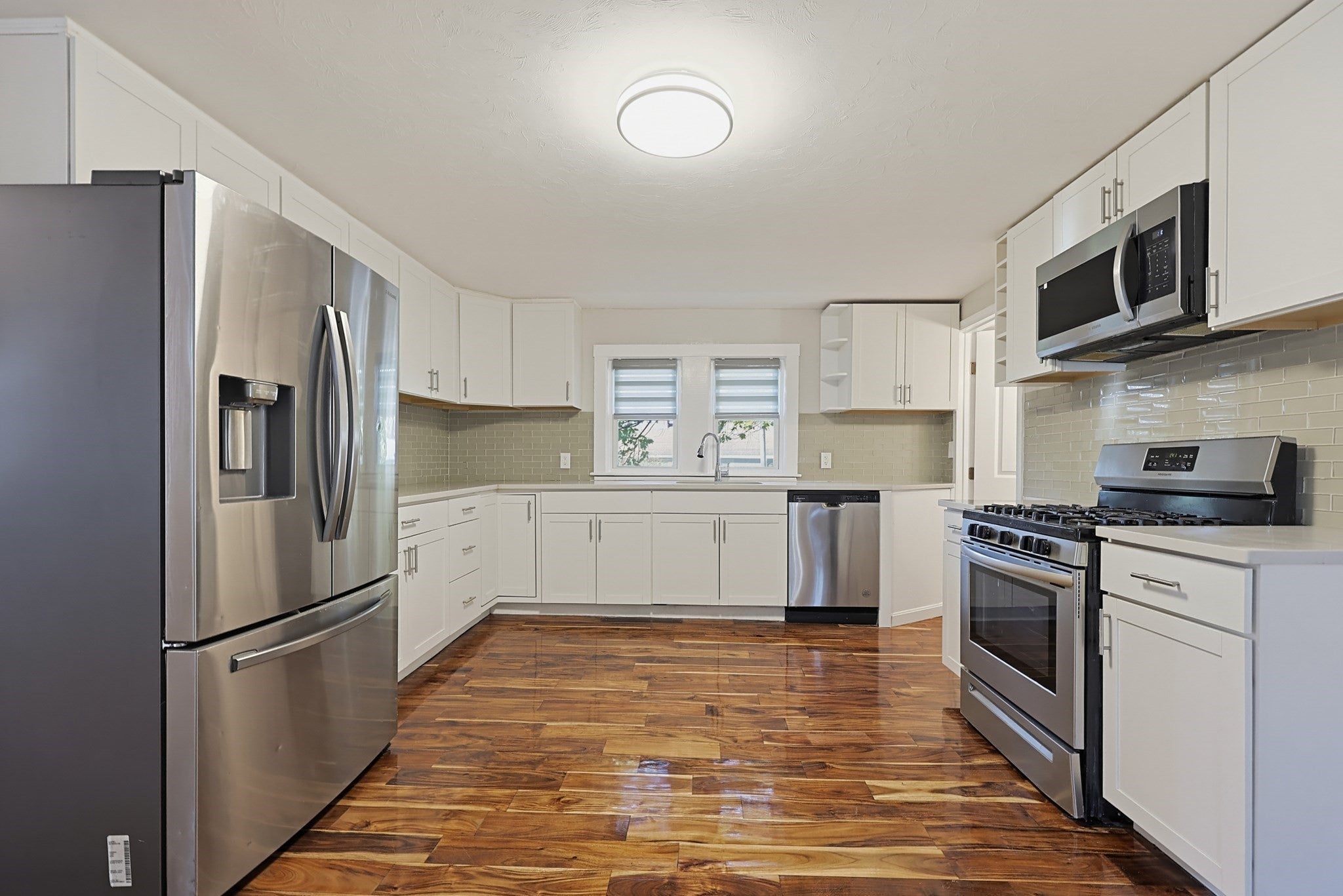 997 Pleasant St, Weymouth, MA, 997 Pleasant St, Weymouth, MA Photo #16