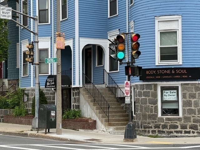 456 Centre St 1,2,3