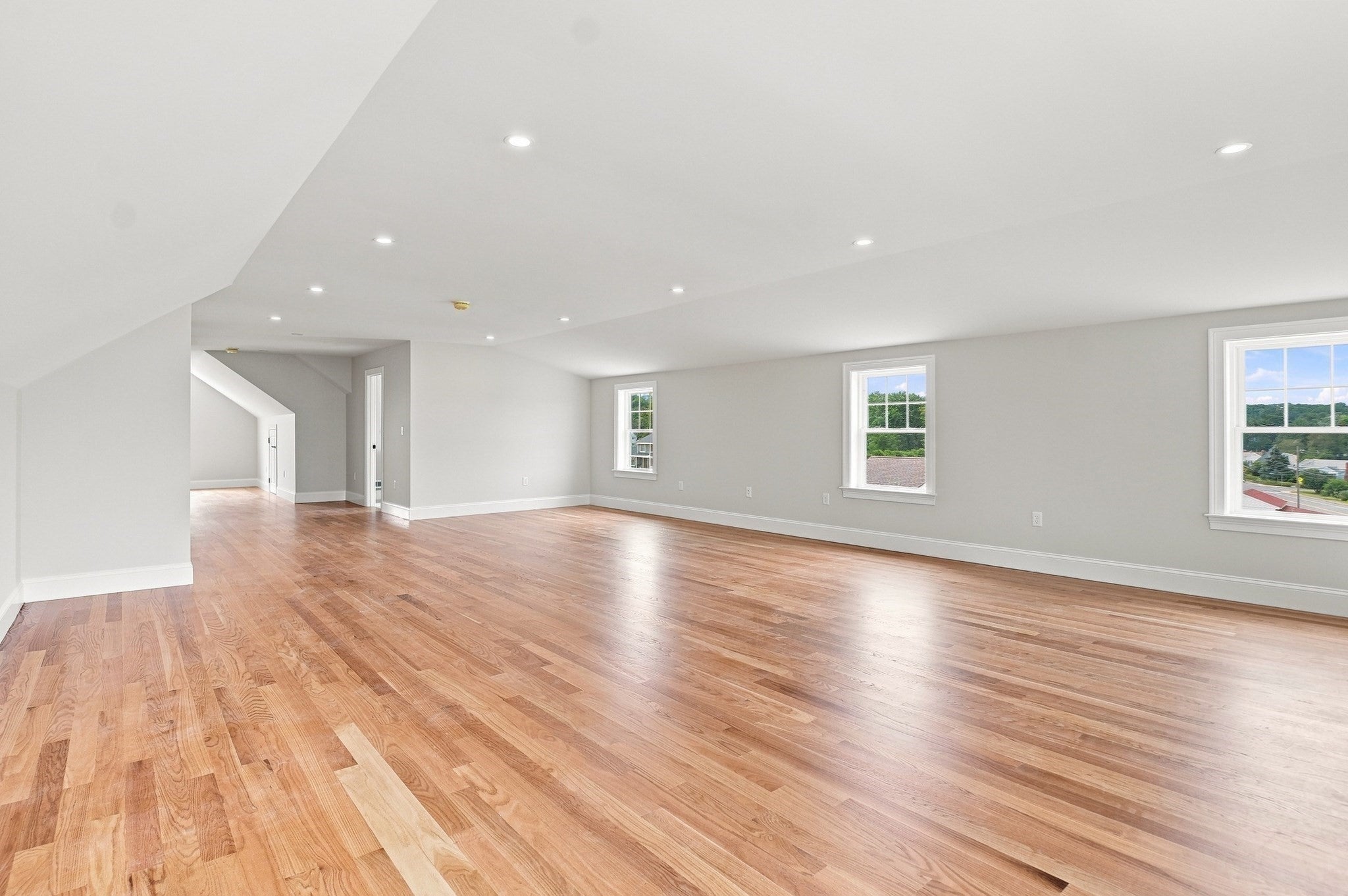 36 Ferullo Drive, Woburn, MA Photo #28