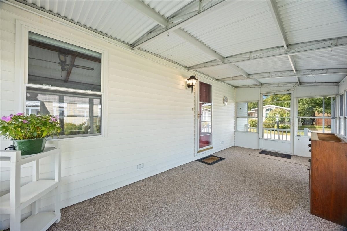6 Viola Dr