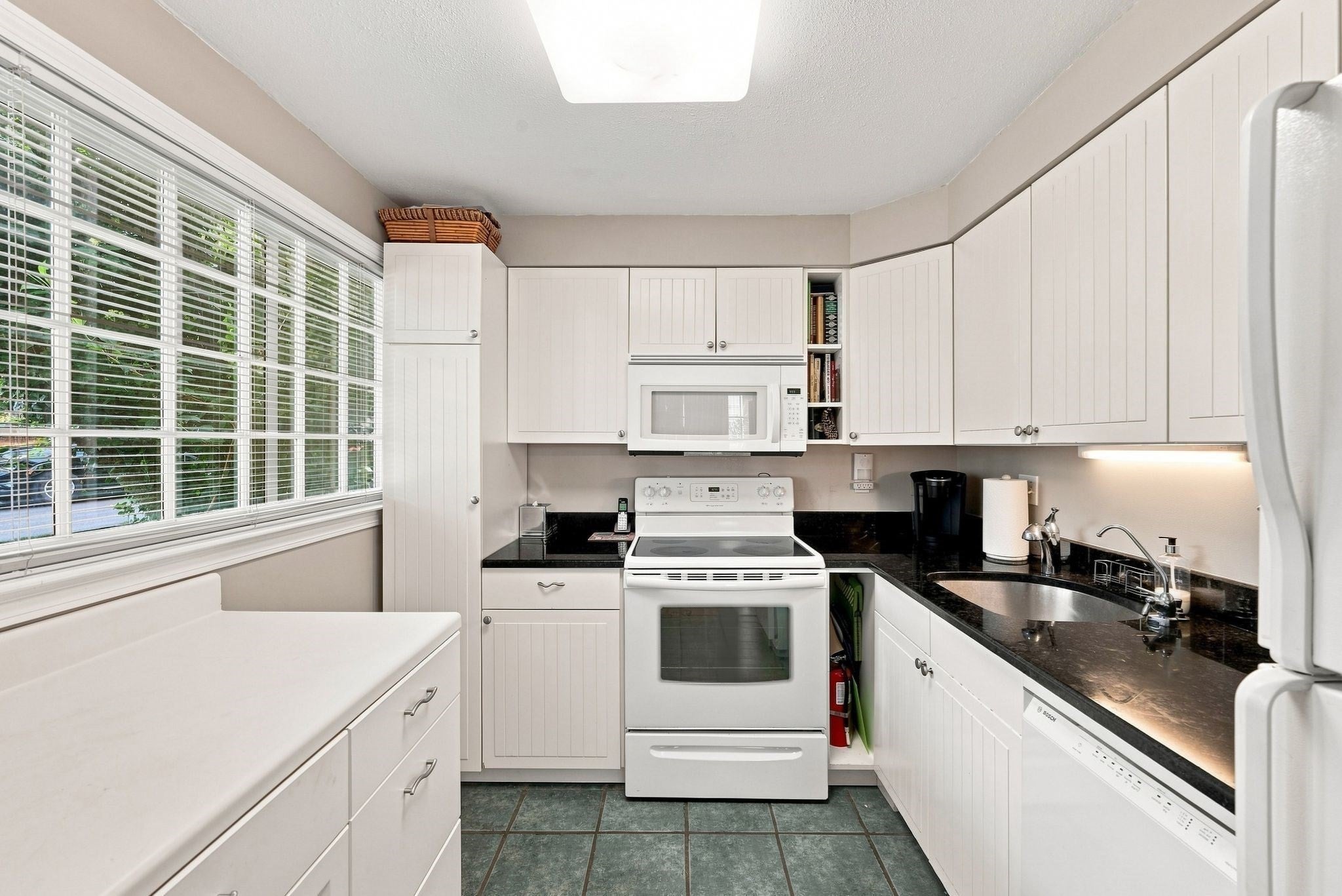 2 Capstan Way #2, Swampscott, MA Photo #10