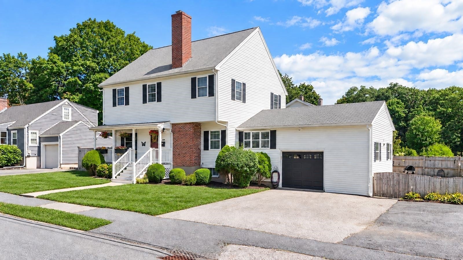 22 Aberdeen Ave, Waltham, MA Photo #2