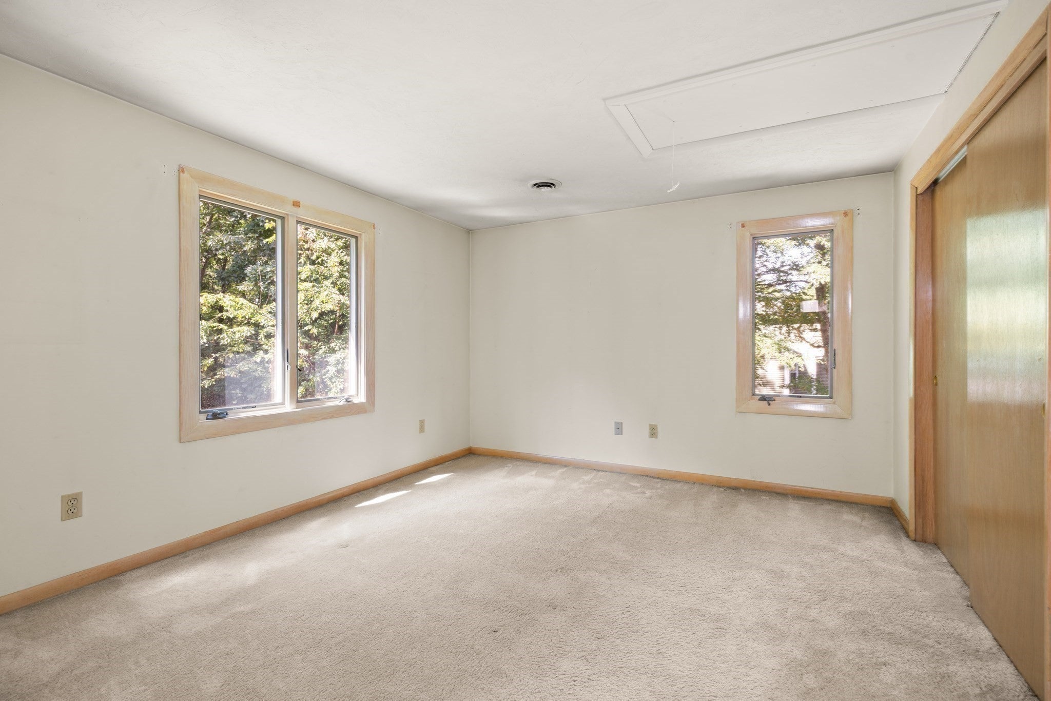 109 Hampton Rd, Sharon, MA Photo #26