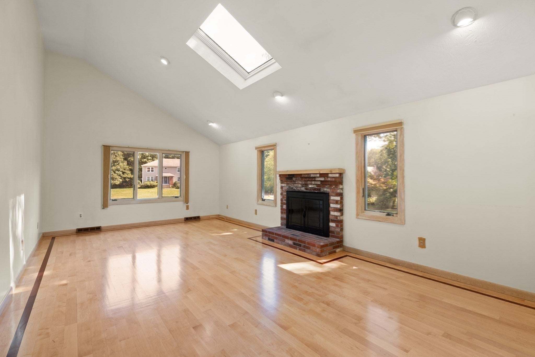 109 Hampton Rd, Sharon, MA Photo #21